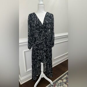 Talulah High-low floral V neck Long Sheer Sleeve Dress size S